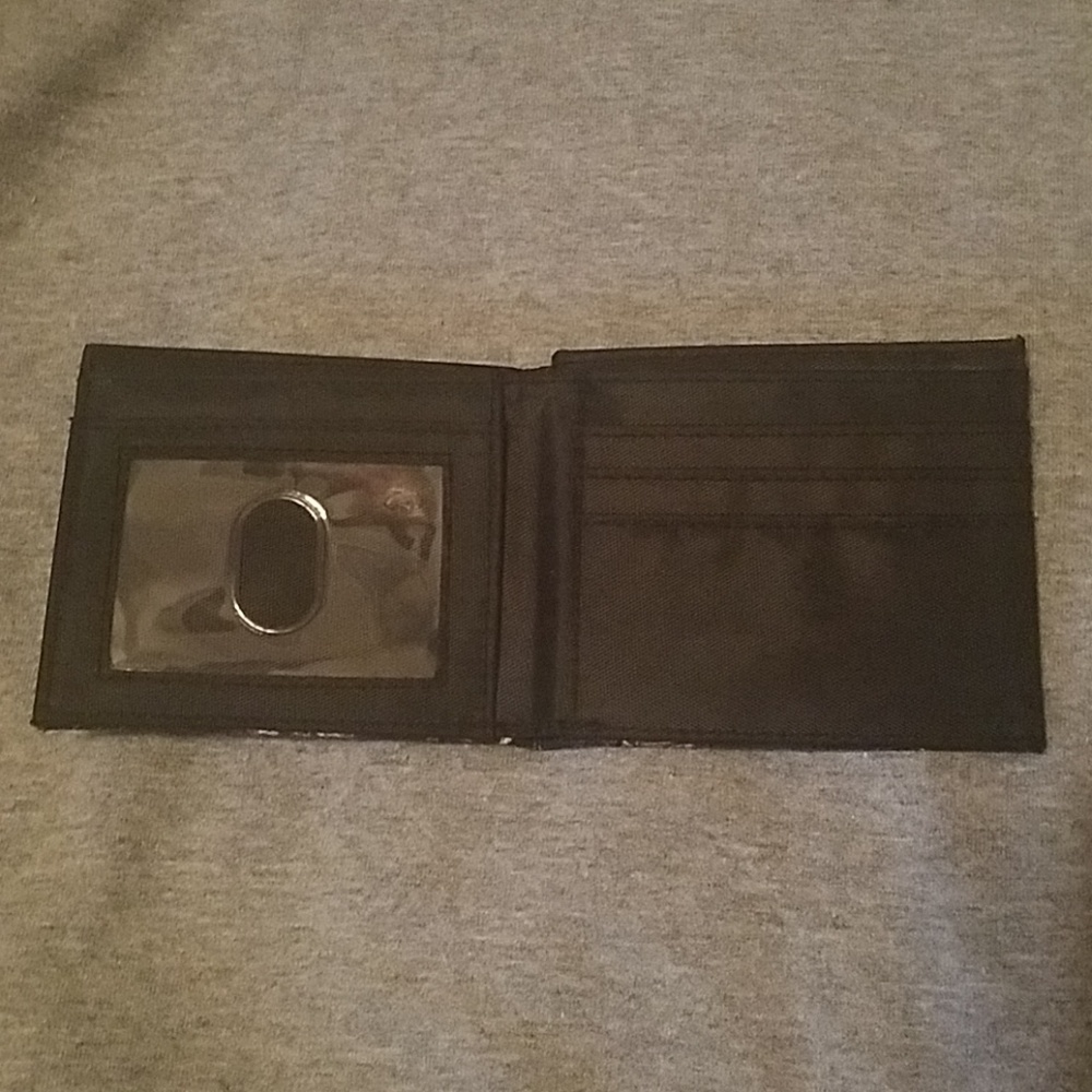 Wallet - Picture 2 of 4